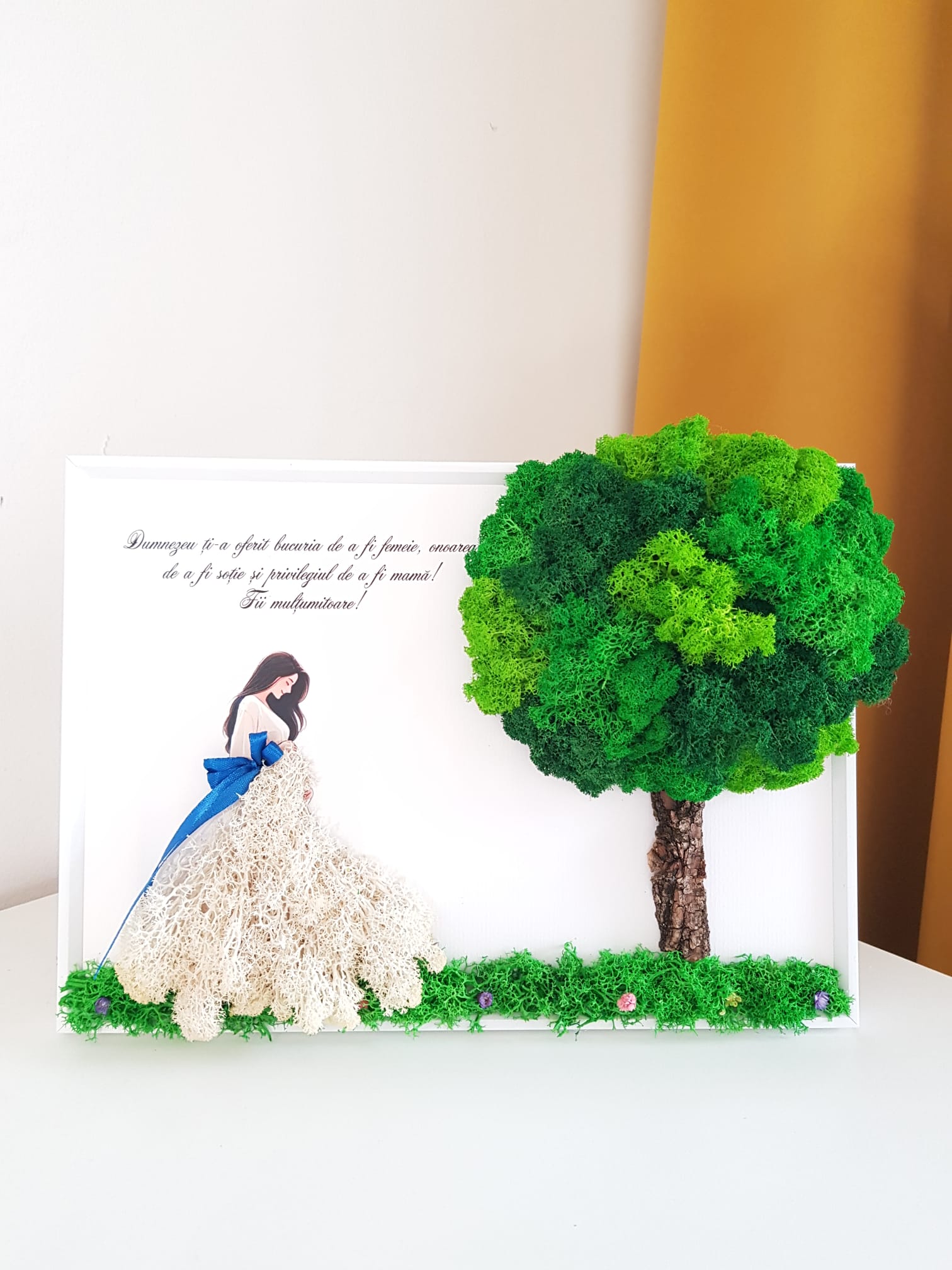 Tablou realizat cu licheni stabilizati personalizat pentru Mama